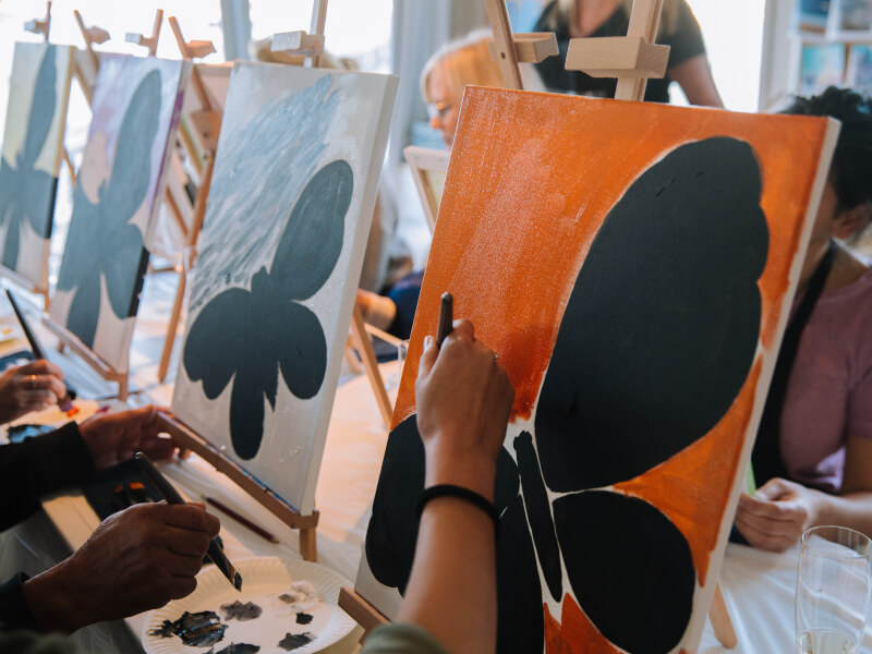 paint and sip classes sydney